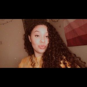 Meet your Posher, Shayla